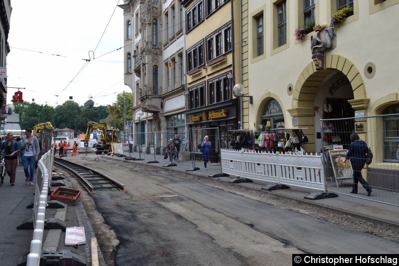 Bild: Am Wochenende wurden die Gleise im Bereich Domplatzgleisdreieck erneuert.