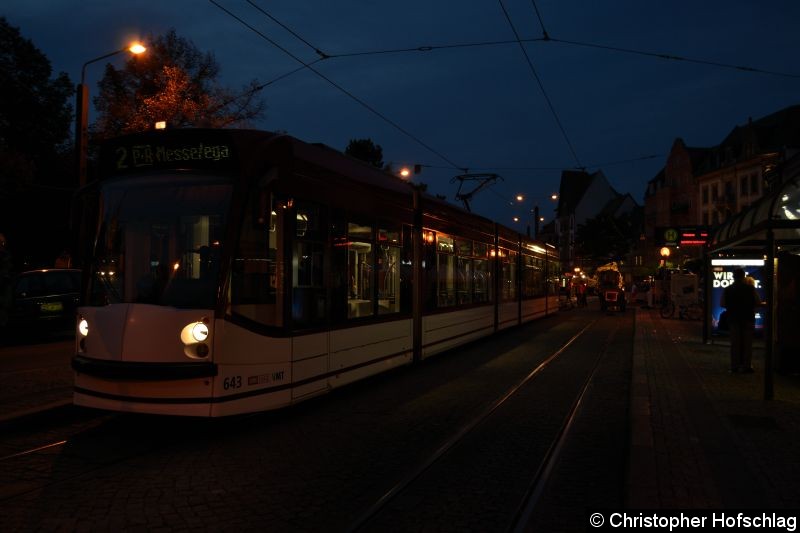 Bild: TW 643 als Linie 2 an der Haltestelle Domplatz Süd.