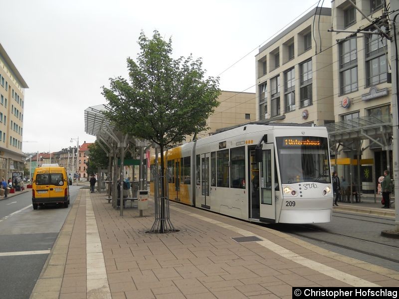 Bild: Tw 209 in der Heinrichstraße auf der Linie 1.