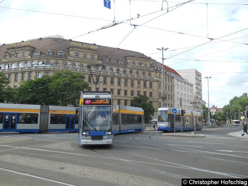 Bild: TW 1120 auf der Tramlinie 16E am Hauptbahnhof.