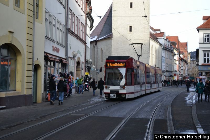 Bild: TW 603 als Linie 4 in der Markstraße.