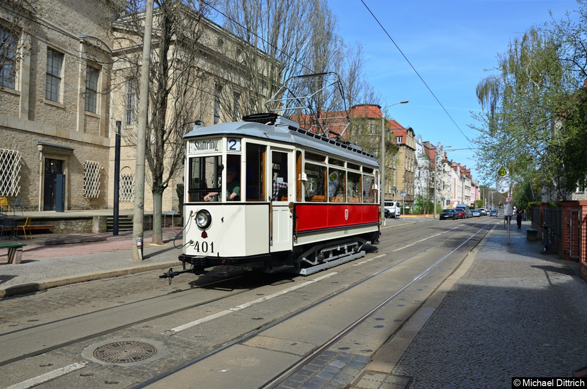 Bild: Fotohalt am Landesmuseum für Vorgeschichte Halle.