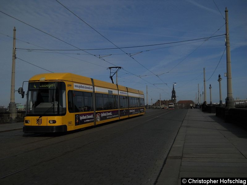 Bild: Auf der Augustbrücke als Linie 4.