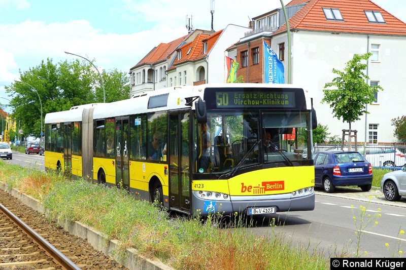 Bild: 4123 als Schienenersatzverkehr für die Straßenbahnlinie 50.