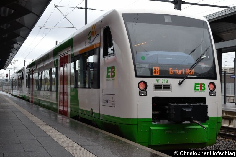 Bild: VT 319+309 in Erfurt Hauptbahnhof.