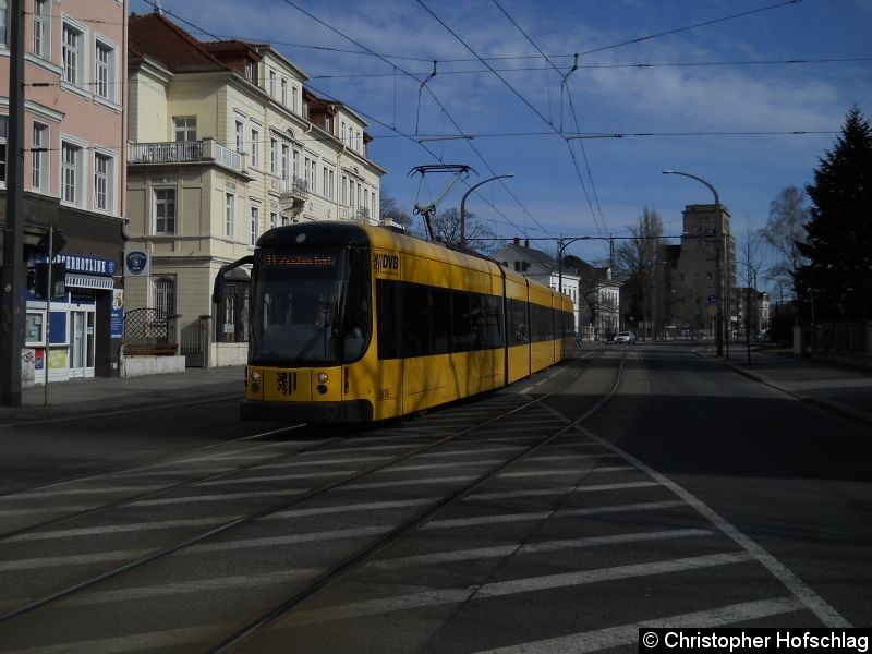 Bild: Kurz vor der Haltestelle Bahnhof Neustadt.