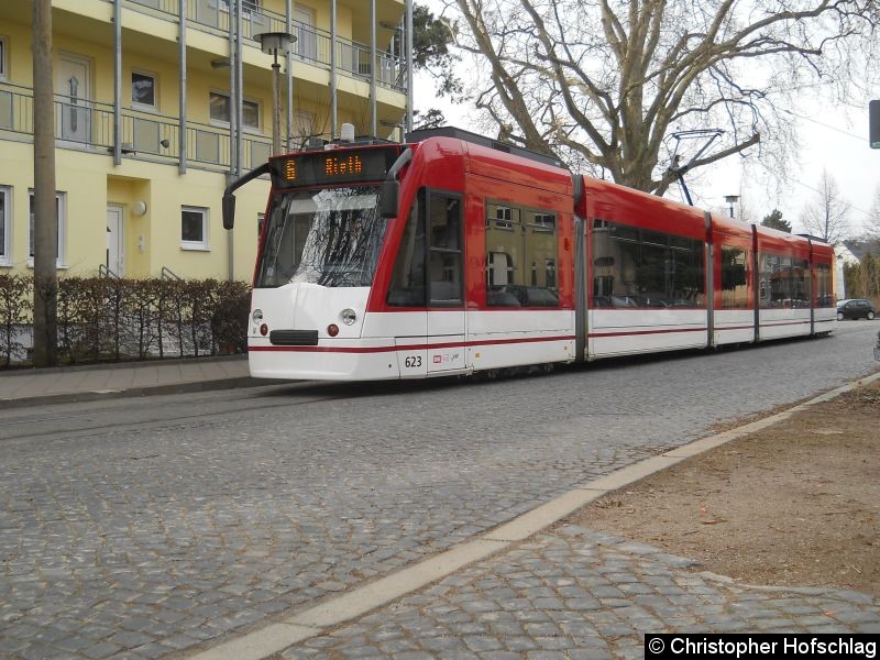 Bild: TW 623 auf der Linie 6 in der Steigerstraße.