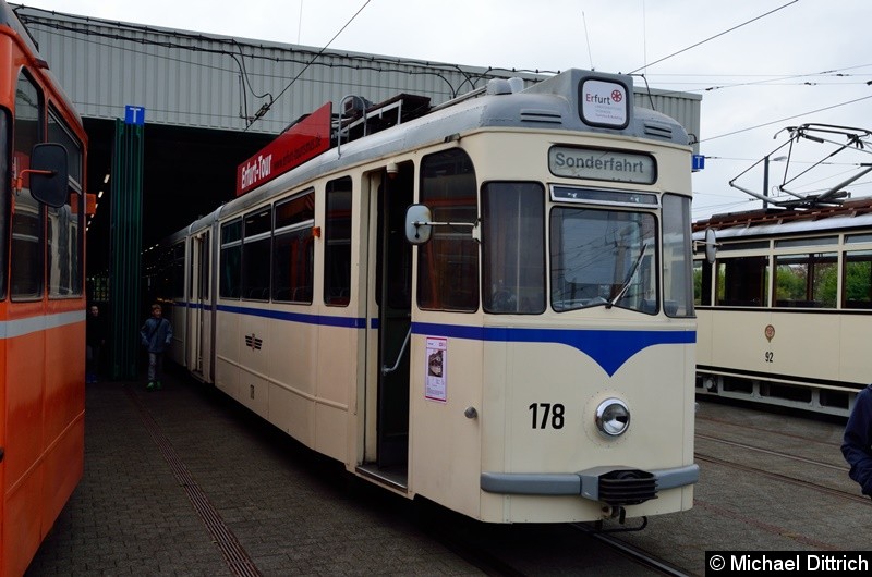 Bild: Historischer Triebwagen 178 beim Tag der offenen Tür im Betriebshof Südost.