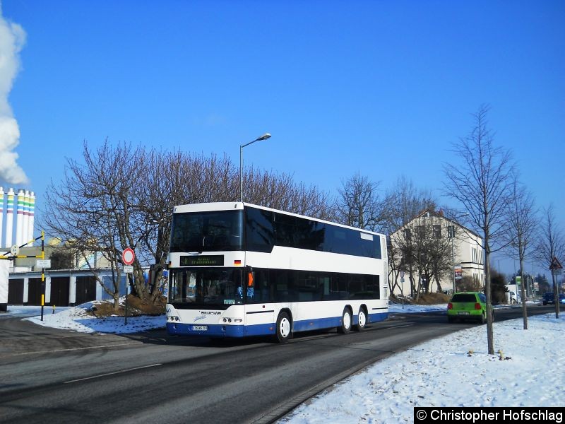 Bild: Bus 293 im Bereich Wagenhalle-Schöne Aussicht.