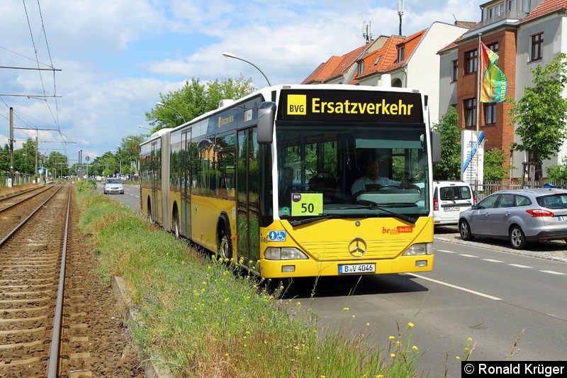 Bild: 4046 als Schienenersatzverkehr für die Straßenbahnlinie 50.
