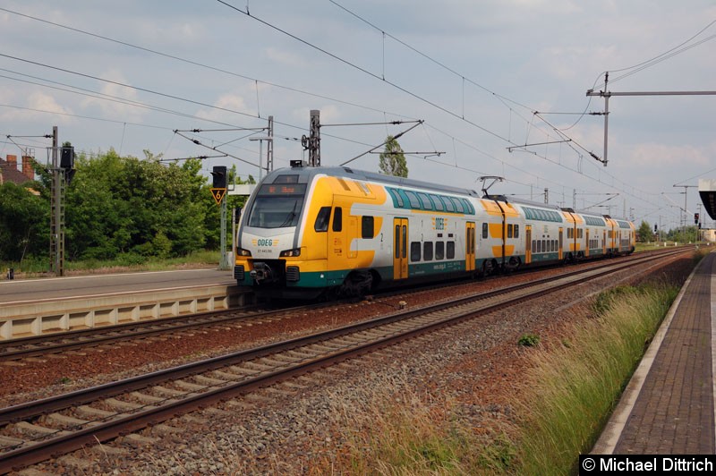 Bild: ET 445.110 als RE2 auf dem Weg nach Wismar in Nauen.