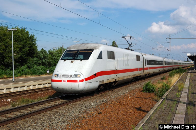 Bild: 401 506 auf dem Weg nach Stuttgart auf der Umleitungsstrecke in Nauen.