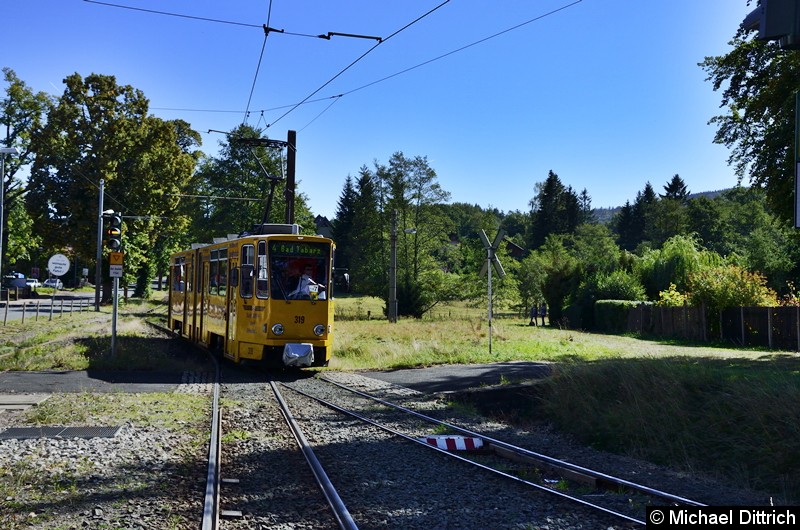 Bild: 319 erreicht in Kürze Bad Tabarz.