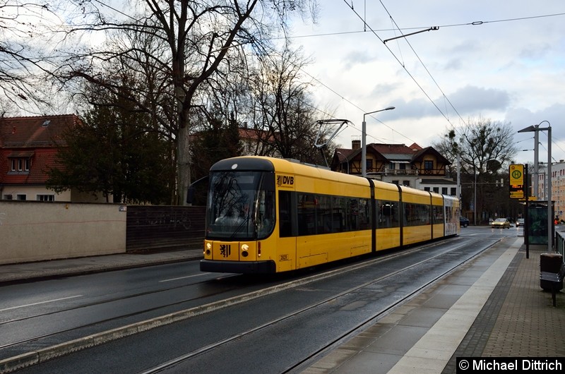 Bild: 2829 als Linie 11 an der Haltestelle Angelikastraße.
