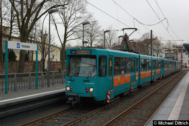 Bild: 721+723+744 als Linie U6 in der Haltestelle Fischstein.