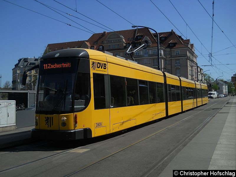 Bild: An der Haltestelle Bahnhof DD-Neustadt.