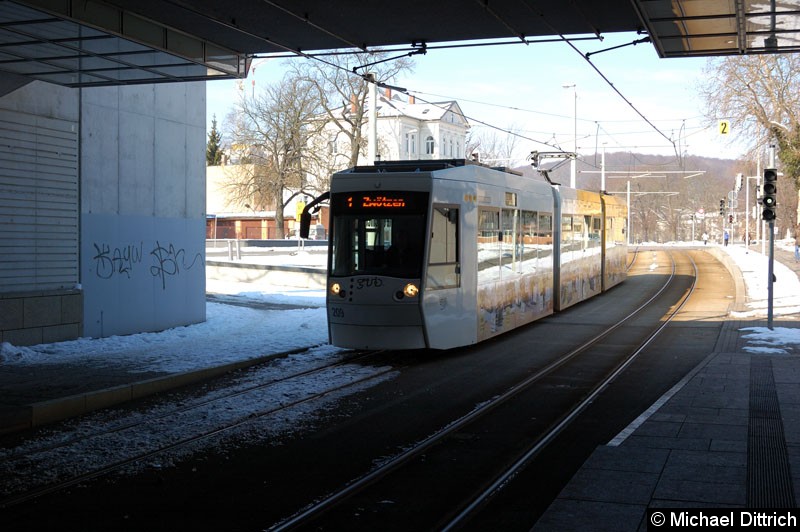 Bild: Wagen 209 als Linie 1 bei der Einfahrt in Hauptbahnhof.