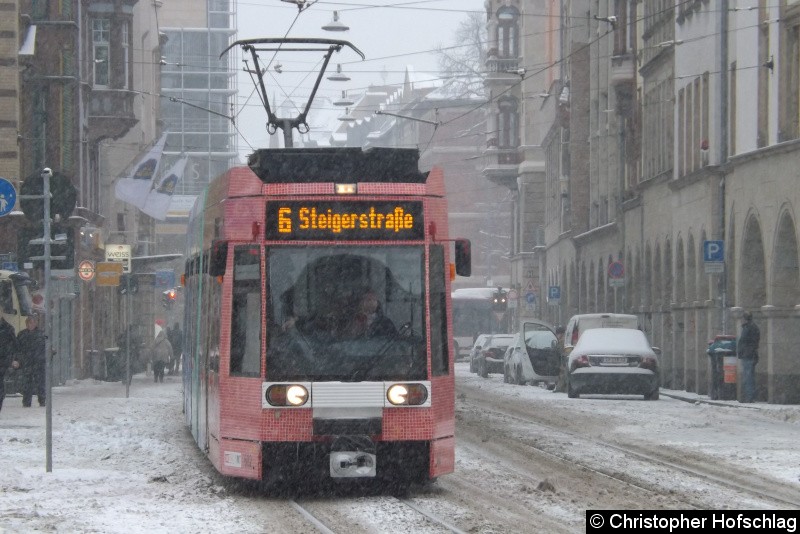 Bild: TW 602 in der Bahnhofstraße als Linie 6 in Richtung Steigerstraße.