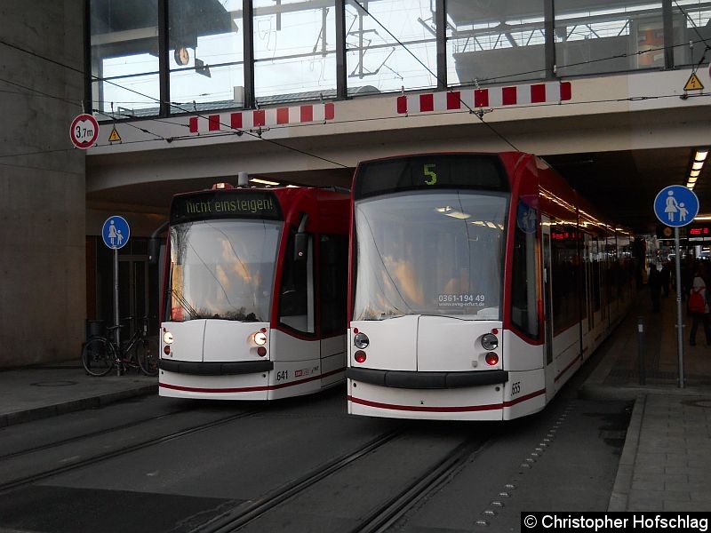 TW 641&655 am Hauptbahnhof beide Wagen befinden sich auf der Stadtbahnlinie 5. Bild: TW 641&655 am Hauptbahnhof beide Wagen befinden sich auf der Stadtbahnlinie 5.