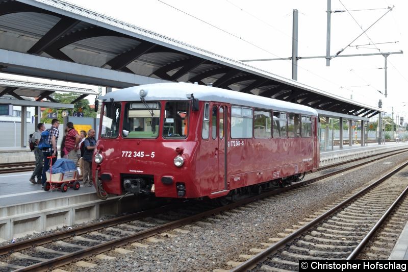 Bild: 772 345-5 in Erfurt Hauptbahnhof.