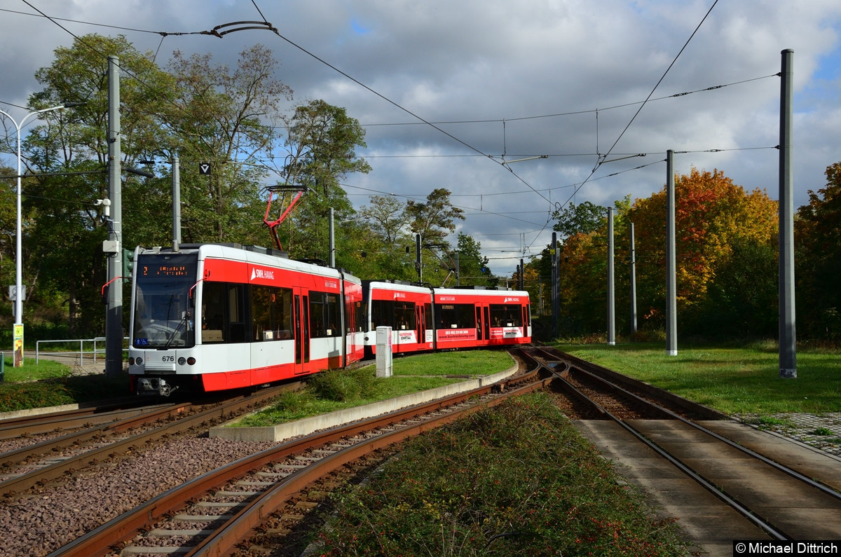 676 + 675 erreicht als Linie 2 die Endstelle Kröllwitz.