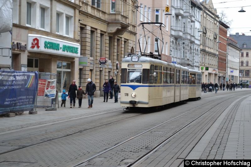 Bild: HTW 178+273 in der Bahnhofstraße.