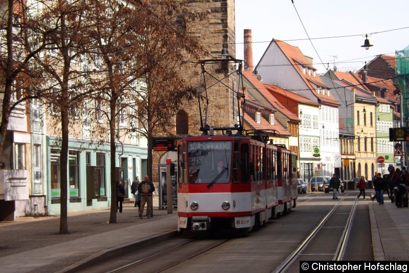 Bild: KT-Traktion 495+490 als Linie 5 an der Haltestelle Augstinerkolster.