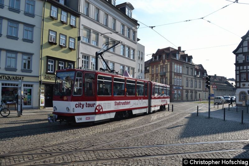 Bild: TW 530 als Stadtrundfahrt an der Sonderhaltestelle Domplatz