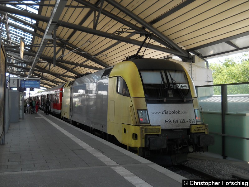 Bild: Als RB nach Halle auf Gleis 10 in Erfurter Hauptbahnhof.