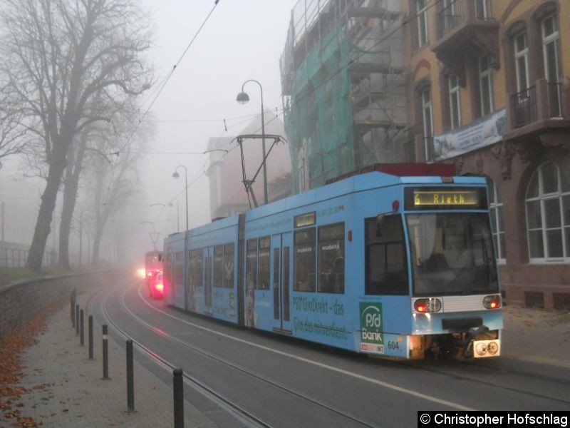 Bild: TW 604 auf der Linie 6 in der Andreasstraße kurz vor der Haltstelle Webergassse/Andreaskriche.