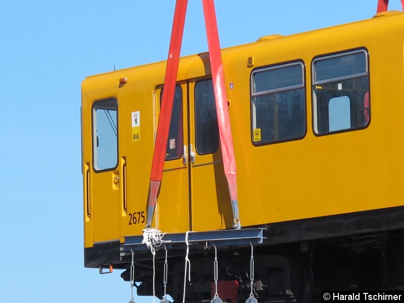 Bild: Blick auf den Wagen 2675.