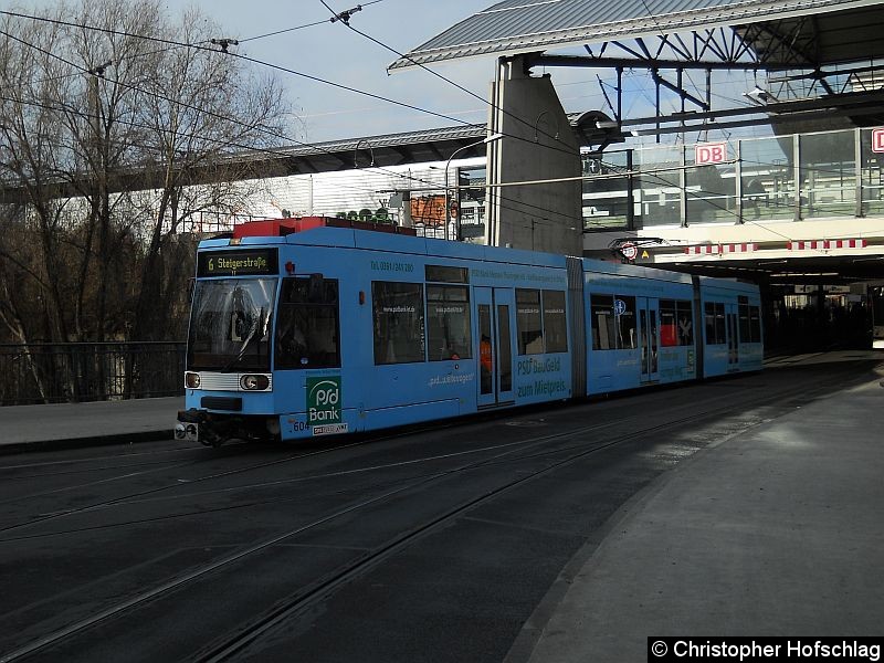 Bild: TW 604 auf der Linie 6 am Hauptbahnhof.