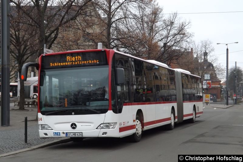 Bild: Als SEV am Domplatz.