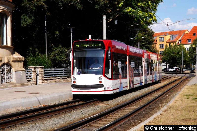 Bild: TW 648 als Linie 4 in Richtung Hauptfriedhof am Gothaer Platz.