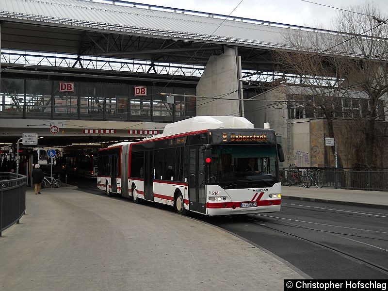 Bild: Auf der Linie 9 am Hauptbahnhof Richtung Daberstedt.