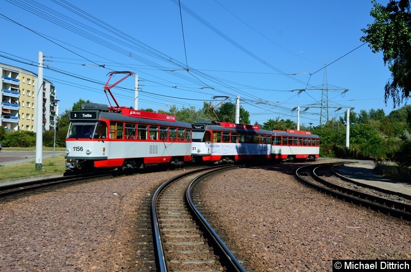 Bild: 1156 + 1221 + 222 als Linie 3 beim Erreichen der Abfahrthaltestelle Beesen.