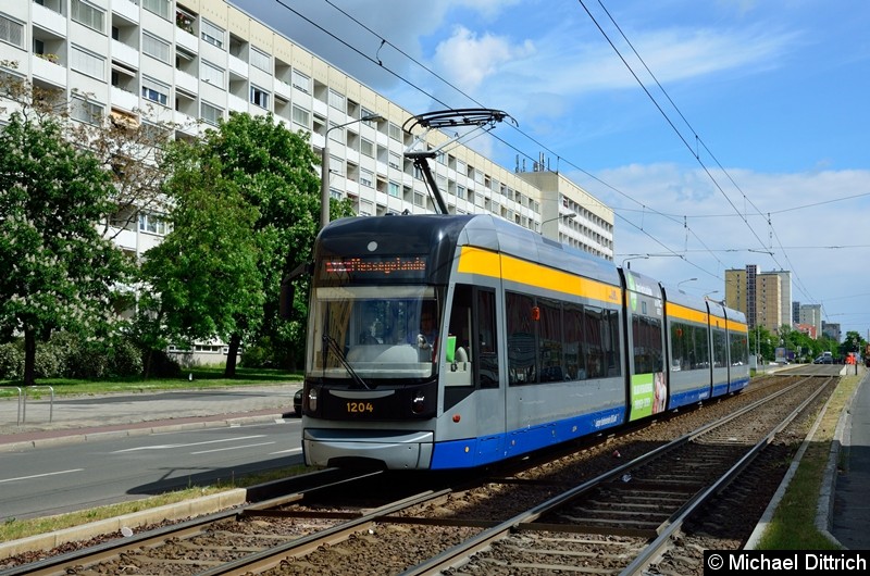 Bild: 1204 als Linie 16 kurz vor der Haltestelle Härtelstr.